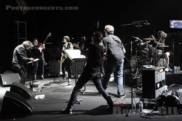 GLENN BRANCA ENSEMBLE - 2011-05-28 - PARIS - Espace Charlie Parker - Grande Halle - 